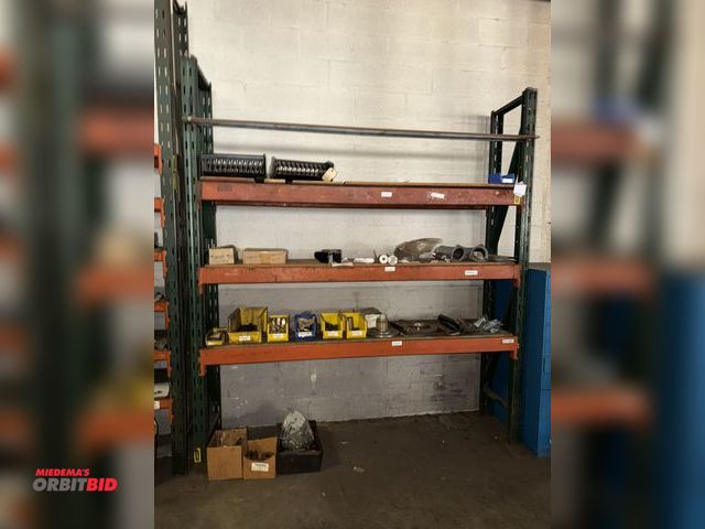 Orbitbid.com - Lot 1-10484 - (1) set of 24 slotted type racking with (2 ...