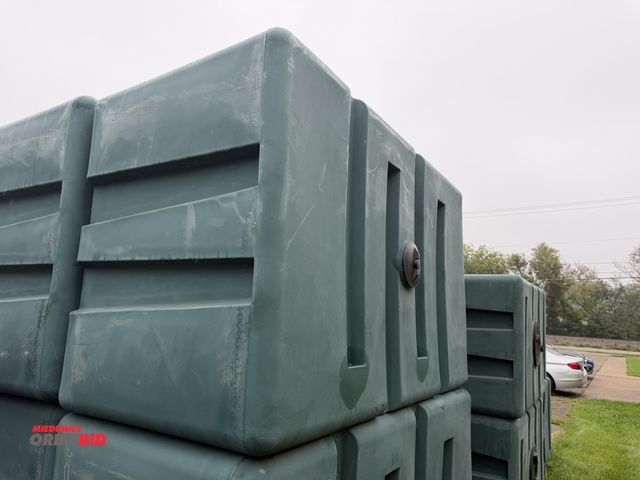 Lot 1-18795 - (1) 1000 gallon capacity poly water containers.