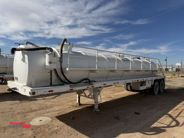 Lot 1-17383 - 2019 Ace Vacuum Tanker Trailer Tandem axle, 102" x 42', Steel construction, air suspension, 130-BBL ...
