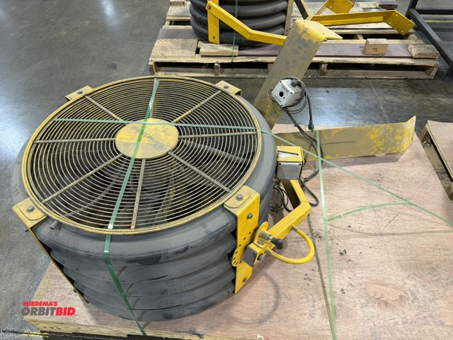 Lot 1-5129 - (1) Yellow Jacket brand 30" diameter x 22" deep heavy duty cooling fan with 3 blades, mounted to a s...