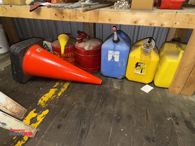 Lot 1-4547 - Lot of (2) 5 gallon diesel fuel cans, (1) 5 gallon kerosene fuel can, (2) 5 gallon gasoline cans, an...