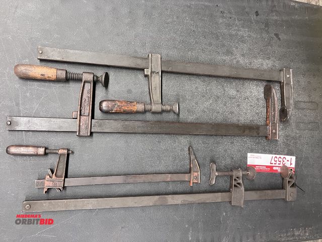 Lot 1-3557 - Bar Clamp Set