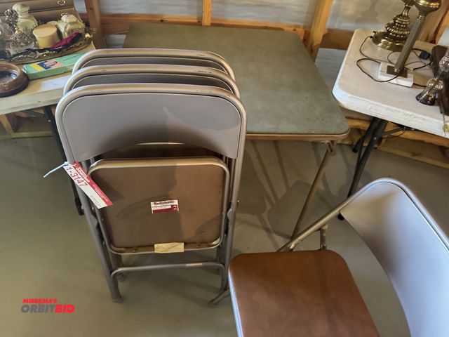 Lot 1-3147 - Lot of (1) card table with (4) matching chairs, and (1) extra chair