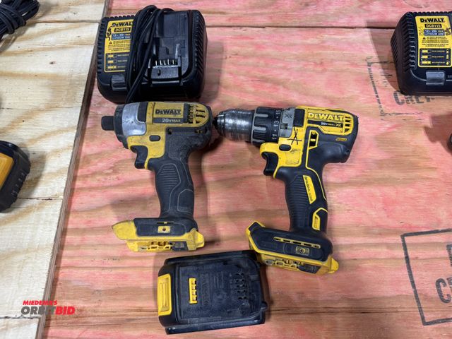 Lot 1-16413 - Lot of assorted DeWalt 20V cordless tools, includes (1) 1/4" impact driver, (1) 1/2" drill driver, (...