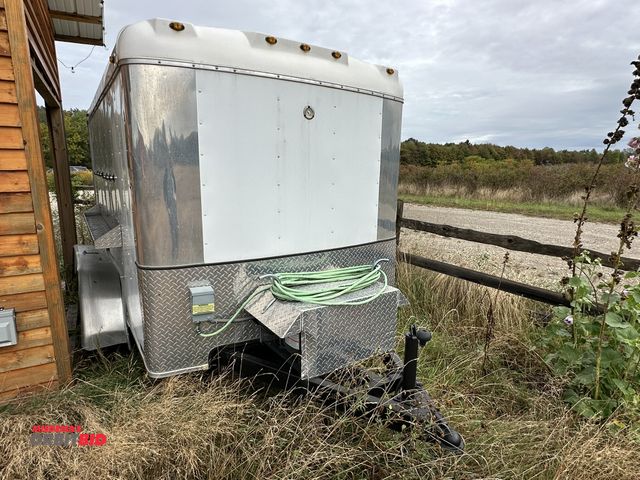 Lot 1-14739 - 2016 R &amp; D Interstate I610TA2 Enclosed Trailer (1) dual axle, fully enclosed refrigerated traile...