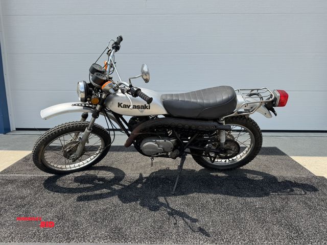 Lot 1-6453 - 1974 Kawasaki 175 Enduro (1) motorcycle, chain drive, air cooled, glass over speedometer is broken, ...