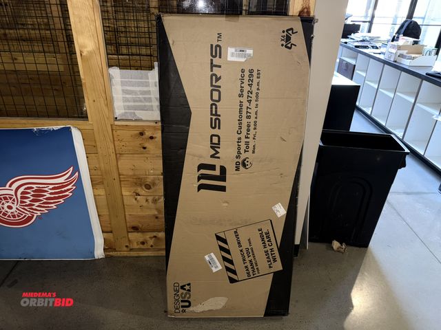 Lot 1-11292 - (1) MD Sports 2-player basketball game, new in box.