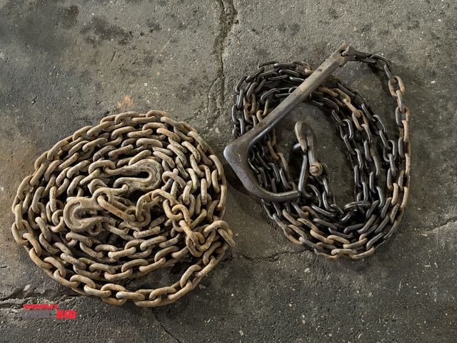 Lot 1-1288 - Lot including (1) approx. 20' section of chain with hooks on either end, and (1) approx. 20' long to...