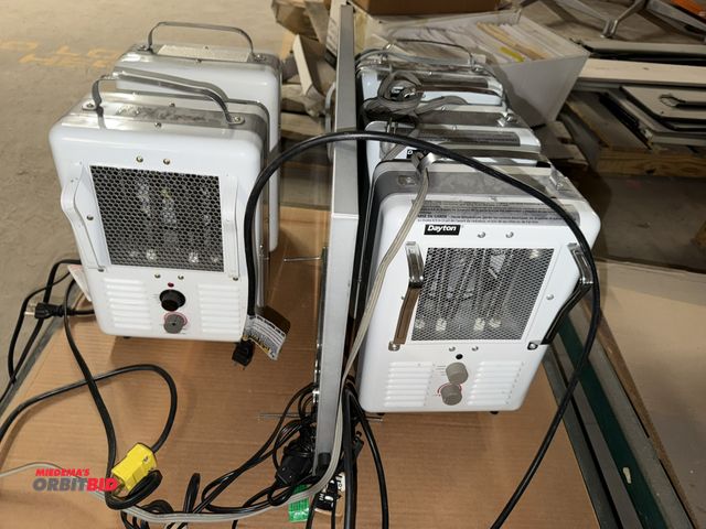 Lot 1-17066 - Lot of (5) Dayton 1500 watt, electric heaters, model 3VU33B.