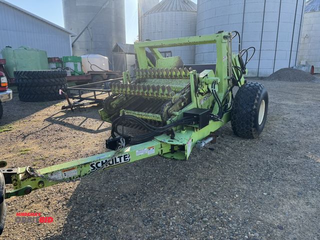 Lot 1-18106 - (1) 2006 Schulte high dump rock picker, model RSH4-H, 16.5L-6.1 tires, S/N 4200330411, hydraulic dri...