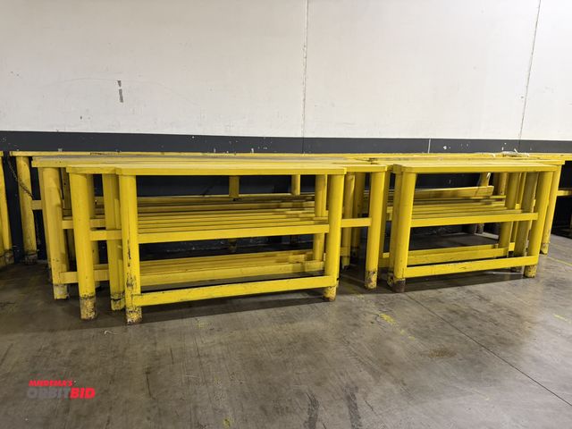 Lot 1-5489 - Lot of assorted 4' high guardrail, includes (8) 72" sections with 6" wide tops, (4) 105" long sectio...
