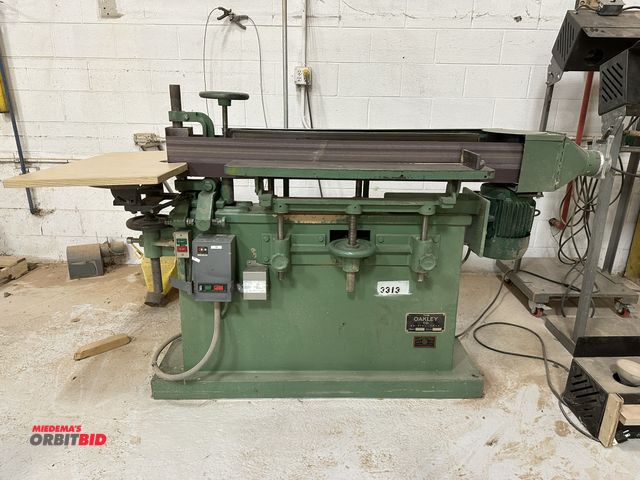 Lot 1-16773 - (1) Oakley, model H6, 6" x 60" belt sander, S/N 4106, in working condition, 230/460V, 3 phase, 3 HP ...