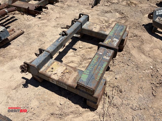 Lot 1-18258 - (1) Star Industries universal forklift / telehandler lift hook, 12000 # rated capacity