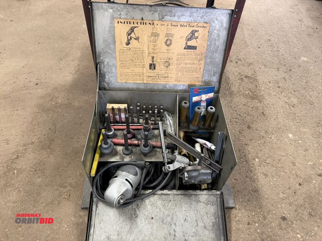 Lot 1-18567 - (1) Sioux valve seat grinder, appears to be in working condition, unknown if complete.