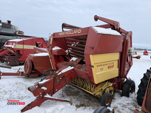 Lot 1-11502 - (1) New Holland 849 Auto-Wrap hay baler, S/N 685526, 60" wide pickup head, for parts only, in non-ru...