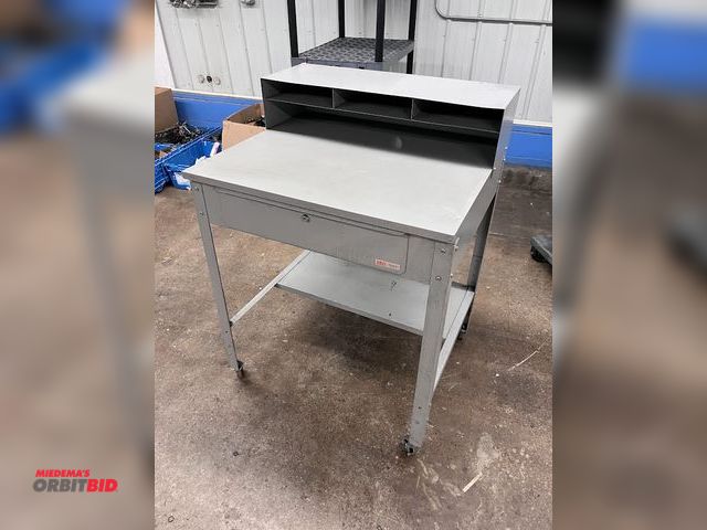 Lot 1-3625 - Uline Mobile Shop Desk
