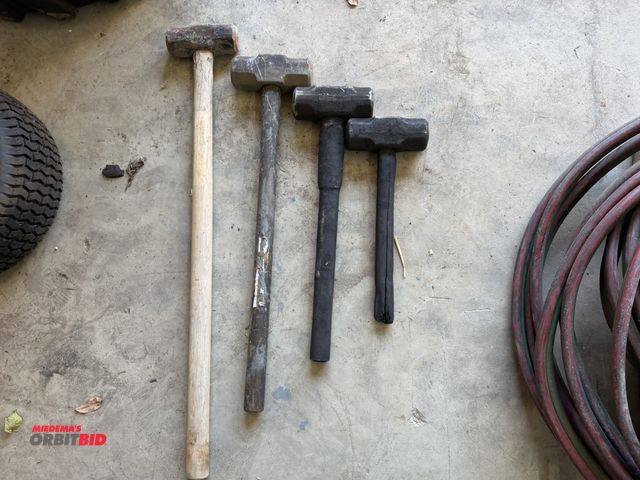 Lot 1-1351 - Lot of (4) various sledgehammers.