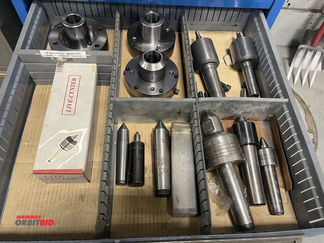 Lot 1-19287 - (1) face driver live centers #5MT head stock adapters, and more.
