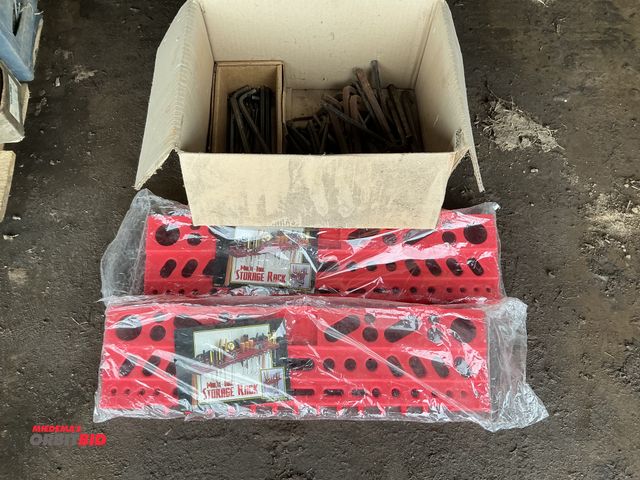 Lot 1-19323 - A lot of assorted Allen wrenches also includes two multitool wall mount storage racks