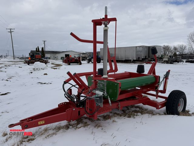 Lot 1-11722 - (1) 2021 Enorossi BW200 bale wrapper, S/N N17651R01-02.