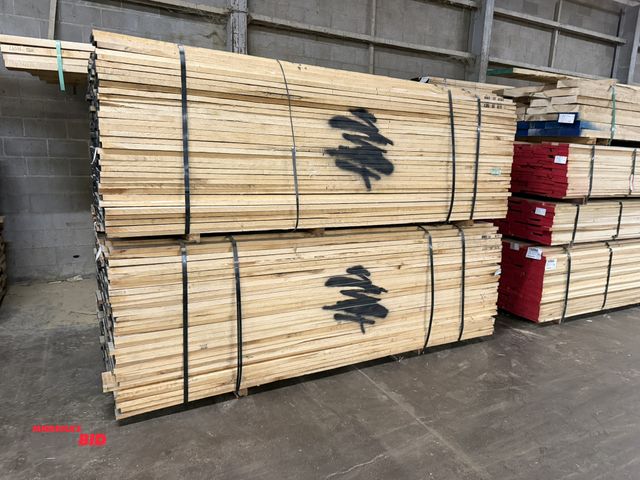 Lot 1-17129 - (2) bunks of maple 4/4, 1 bunk with 1221, 1 is with 1220 linear feet, hard wood, rough sawn, maple b...