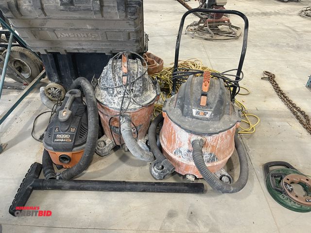 Lot 1-18859 - Lot of (3) Ridgid shop vacs, (1 NXT and 1 Ridgid portable 4 gallon).