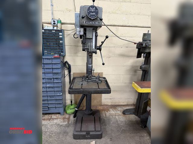 Lot 1-10992 - (1) Clausing, model 2276, single spindle drill press with 20" swing, 150-2000 RPM spindle, 16" x 18"...