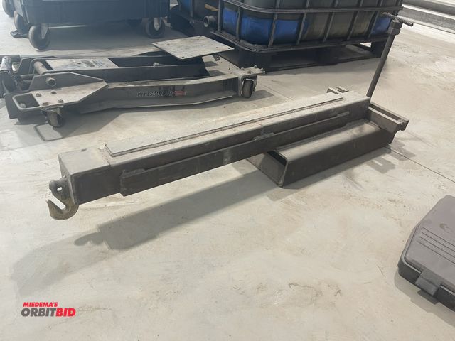 Lot 1-18777 - (1) custom built jig attachment, approx. 40" long with welded hook, single fork application with tie...