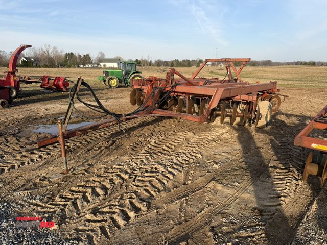 Lot 1-19126 - (1) Massey Ferguson MF730 Disc, S/N 256750057, 15'.