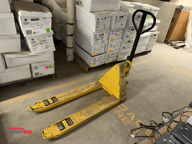 Lot 1-17067 - (1) 2-ton pallet jack, 43" forks, 22" from outside to outside, in working condition.  DELAYED REMOVA...