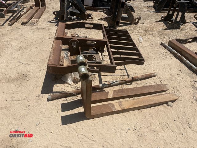 Lot 1-18294 - (1) Universal forklift / telehandler fork attachment, 62" wide with 48" long x 5" wide forks, includ...