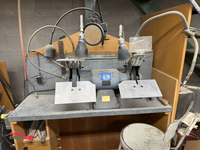 Lot 1-16647 - (1) Baldor, Cat #1022W, dual table top grinder/buffer, 1 HP, 115/230V, single phase, up to 10" wheel...