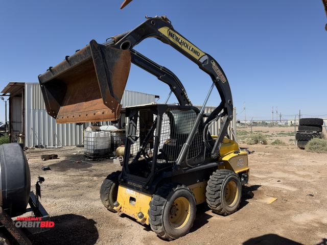 Lot 1-18107 - 2012 New Holland L225 Skid Steer Loader