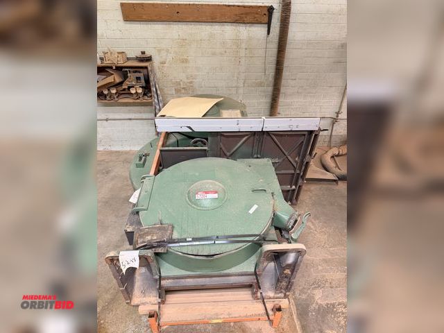 Lot 1-7264 - Tannewitz G-H Vertical Band Saw S/N. 74214