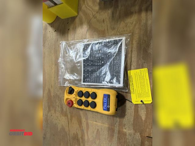 Lot 1-18966 - (1) Magnetek Flex EX2 pendant controller for overhead bridge crane.