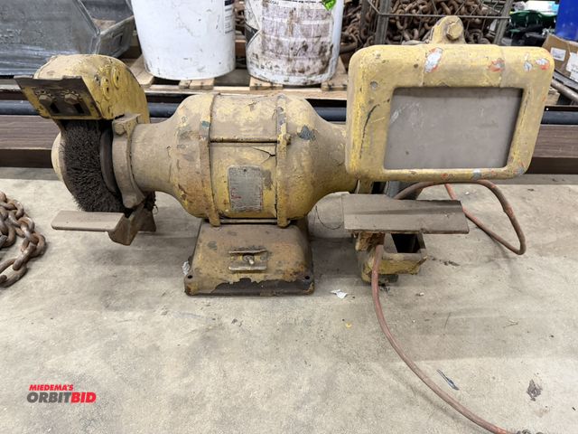 Lot 1-1389 - (1) make and model unknown, 120V, single phase, 8" dual bench grinder, working condition unknown.