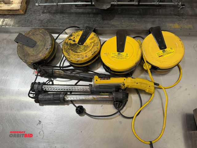 Lot 1-5465 - Lot of (4) LumaPro, 7.5 watt/.10 amp/120V retractable cord reels, (3) 10" LED work light, working co...