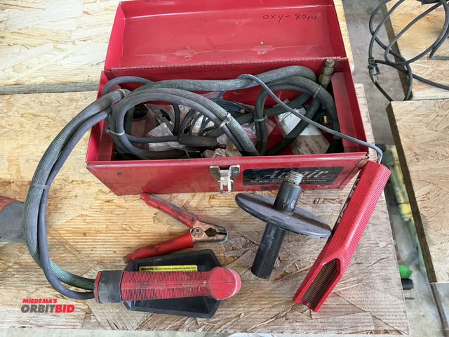 Lot 1-1327 - (1) Arcair slice cutting system tool with steel case, unknown if complete, no other info available.