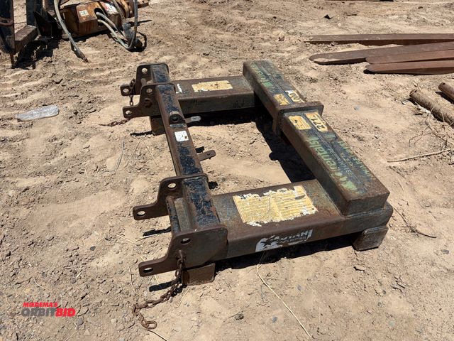 Lot 1-18259 - (1) Star Industries universal forklift / telehandler lift hook, 10000 # rated capacity