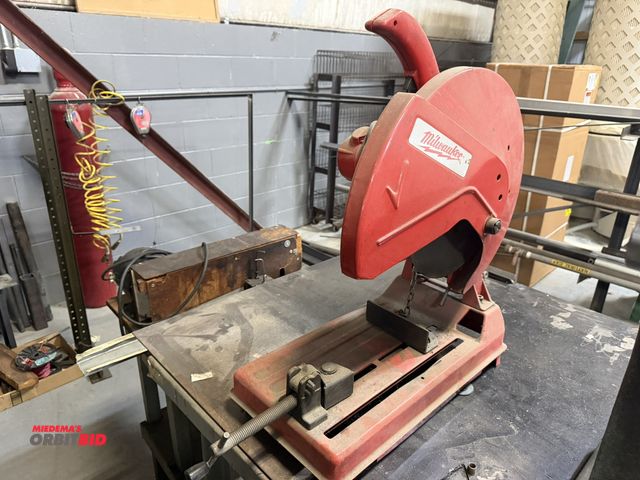 Lot 1-18537 - (1) Milwaukee 14" abrasive cut off saw, Cat #6175, 120V.