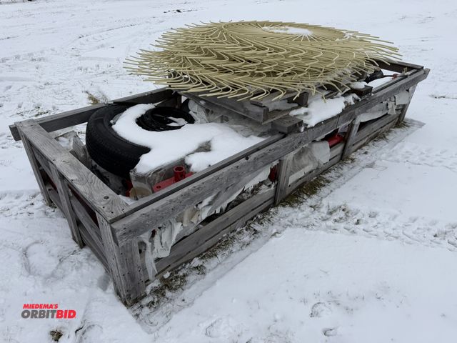 Lot 1-11749 - (1) new H &amp; S TR-9S, 9-wheel, single row rake, unit will sell disassembled in crate.