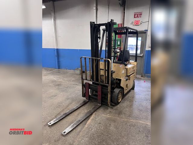 Lot 1-3664 - Hyster 30 Forklift