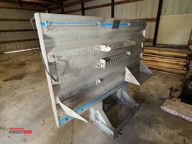 Lot 1-15819 - (1) East manufacturing aluminum headache rack, approx. 83-1/2" wide x 65" tall