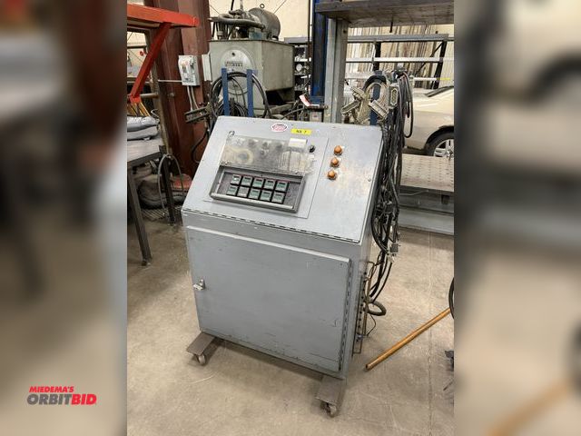 Lot 1-15232 - (1) custom made hot manifold control with a 10-zone, Watlow digital readout, temperature controls, 2...