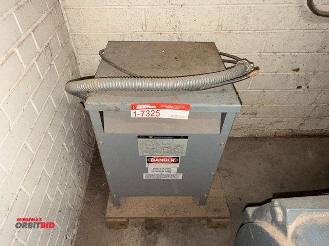 Lot 1-7325 - Square D Company  Single Phase Transformer, 240/480V, 62/31 Amps, 60 Hz, 15 Kva.