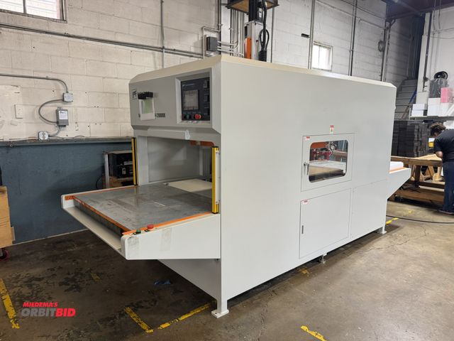 Lot 1-18990 - 2020 SmartFoam Machinery smart hot plate SFM-SH-1200800D, 480V, 3 phase, with Weinview DRO, S/N SFM-...