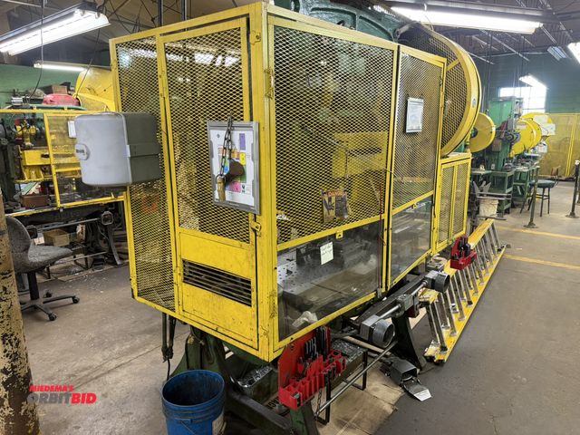 Lot 1-18635 - (1) 1974 Bliss, model 104M, 35-ton capacity OBI DC press with 3" stroke, 100 strokes per minute, 8 1...