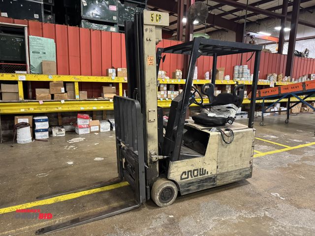 Lot 1-2531 - (1) Crown, model 35SCTT, electric forklift, 3200 lb. capacity, 208" max lift height, 19,769 hours sh...