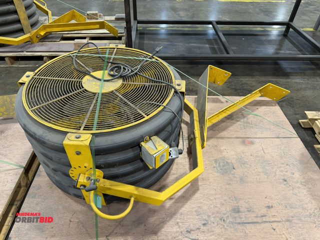 Lot 1-5128 - (1) Yellow Jacket brand 30" diameter x 22" deep heavy duty cooling fan with 3 blades, mounted to a s...