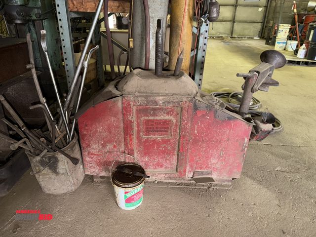 Lot 1-18209 - (1) Coats, model 1010, Super Powermate tire changer with assorted tools, working condition unknown.